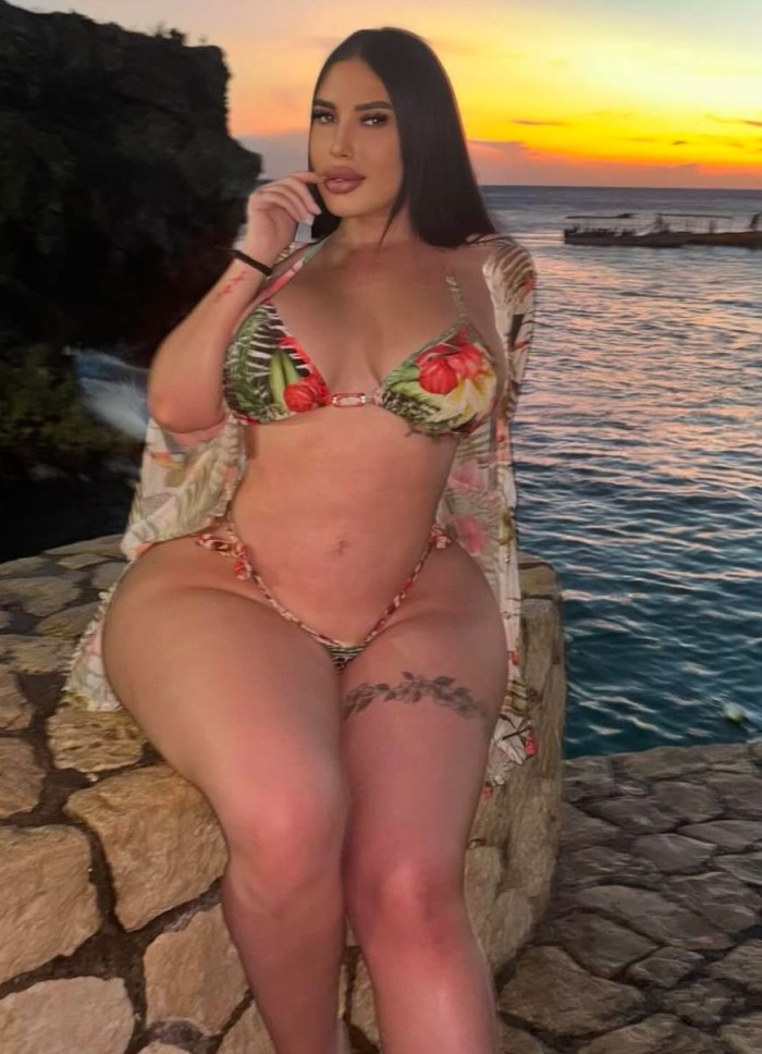 Soy sexy atrevida solo ven a mi hotel