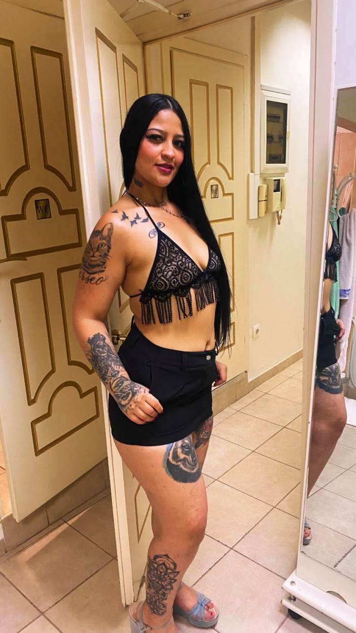 CATALEYA CACHONDA Y CALIENTE ! SIN IGUALES !! 24H