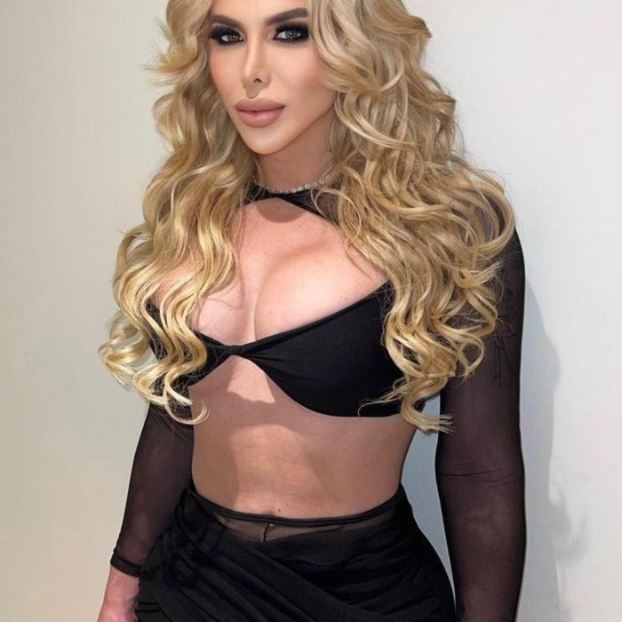 TRANS ARDIENTE SENSUAL COMPLACIENTE DESEOSA DE SEX
