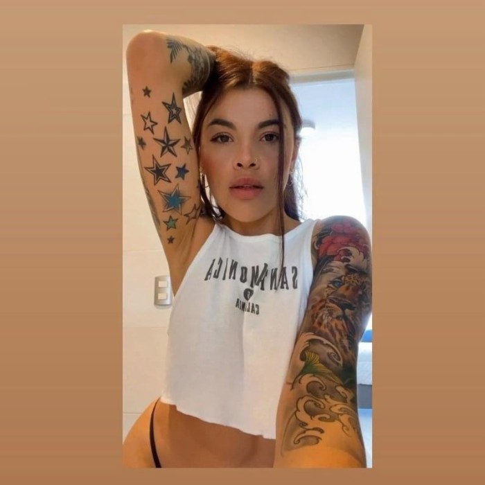 SEXY LATINA JOVENCITA MUY ARDIENTE EN EMPURIABRAVA