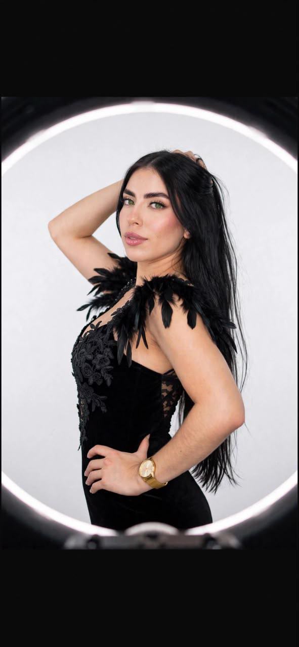 DIOSA DIVINA MORBOSA Y APASIONADA EN USERA