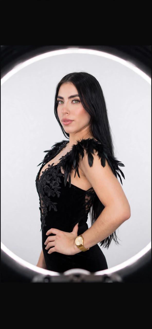 DIOSA DIVINA MORBOSA Y APASIONADA EN USERA
