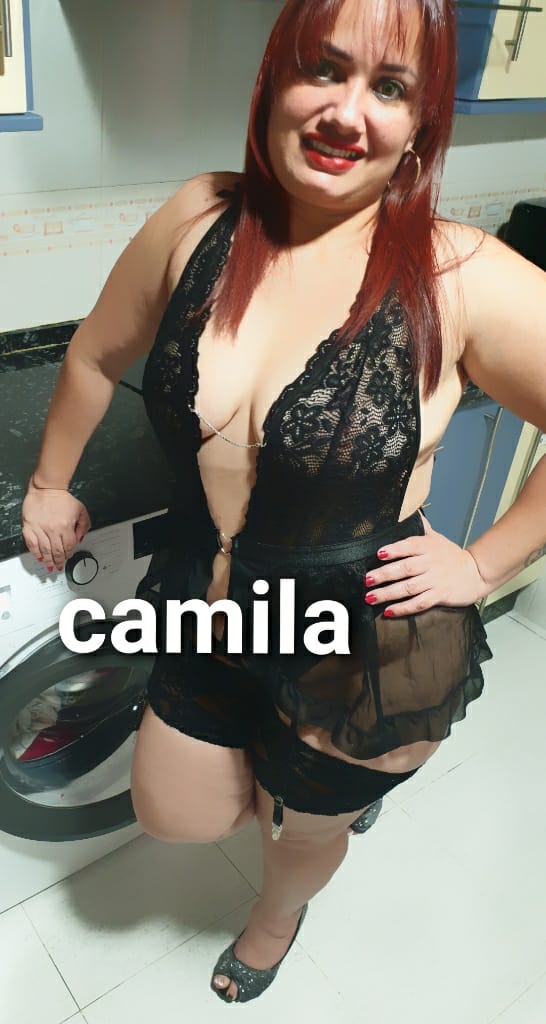 Chiquilla caliente jugosa y fiestera