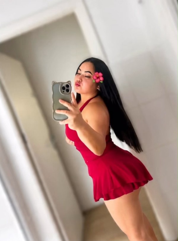 DIANA POLVO 25€ TETONA SUPER RICA CUERPO RICO Y SERVICIO FULL