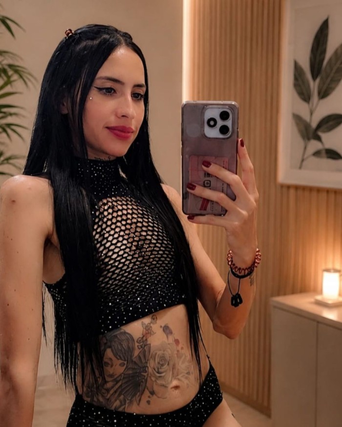 23 años – Colombiana – 24h – Fiesta – Salidas – Merida