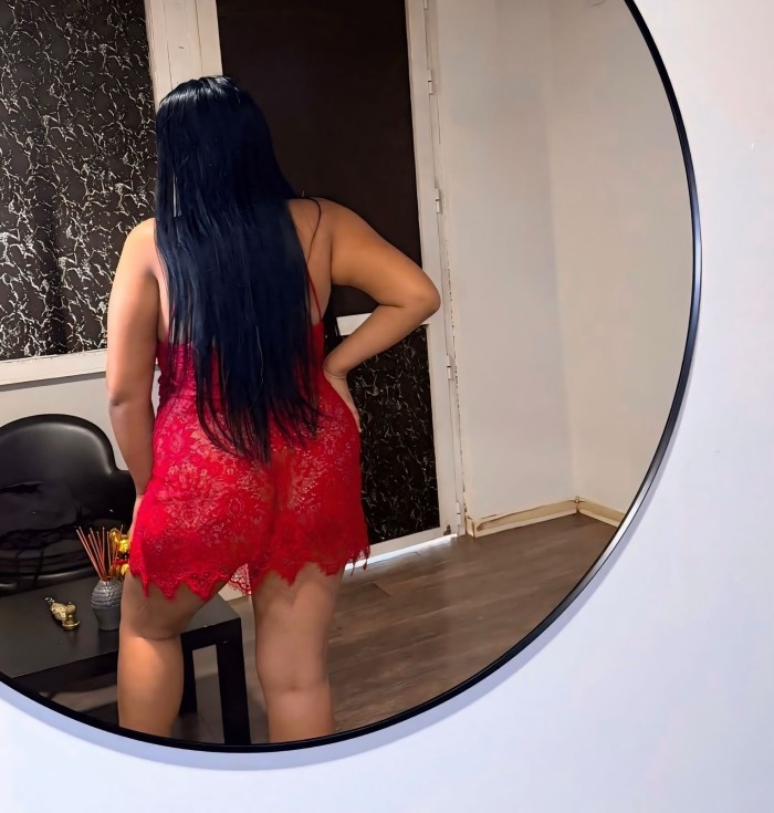 Atención**cuerpo real con curvas**lucena