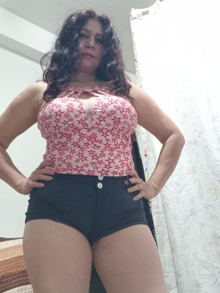 Novedad ninfomana siempre húmeda