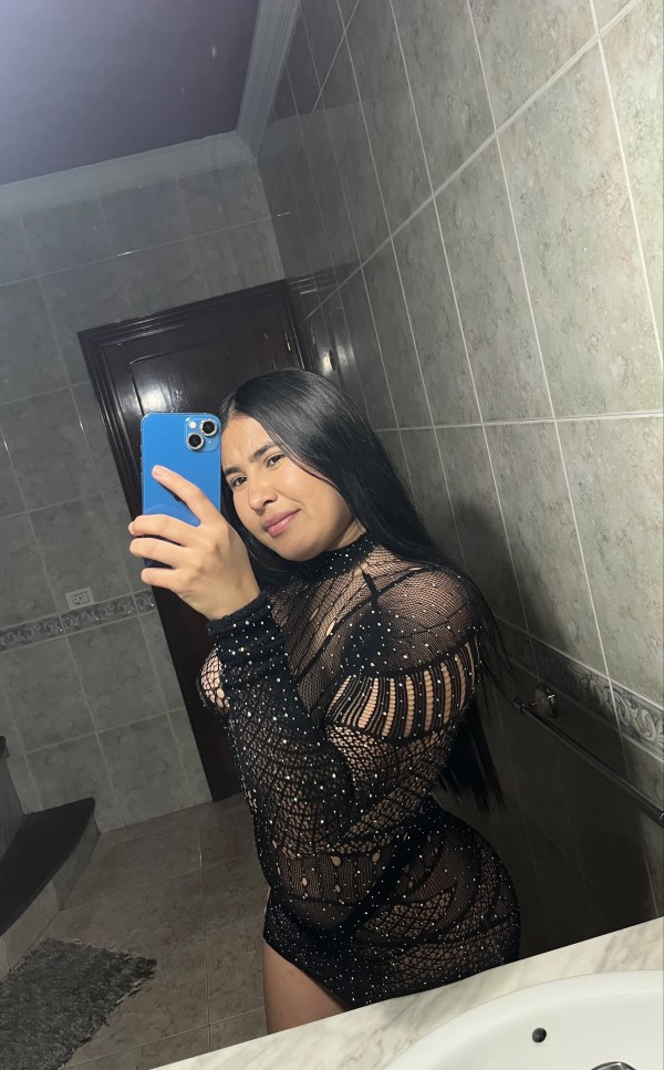 AMIGAS CACHONDAS Y FIESTERAS UN DUPLEX PARA TI