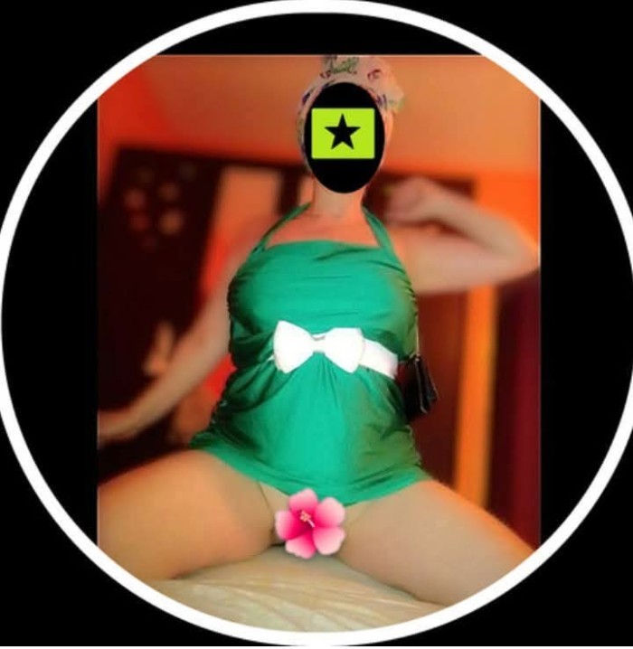 Videollamadas sexting novia virtual envío de fotos