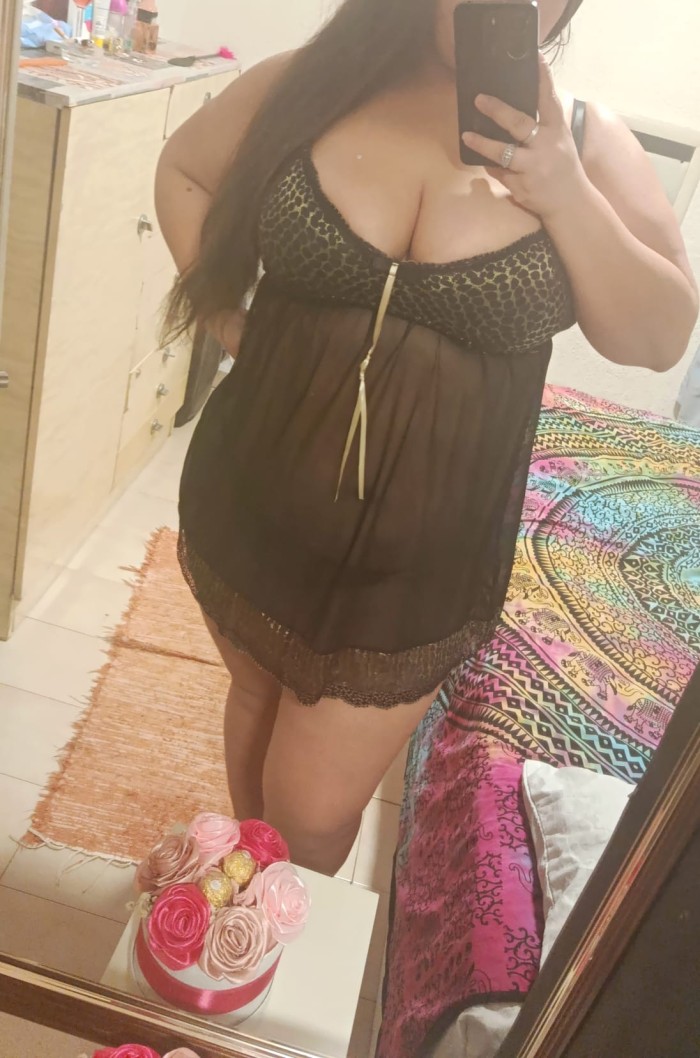 MARIELA PARAGUAYA CALIENTE Y MUY COMPLACIENTE