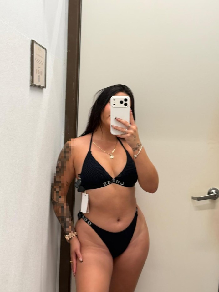 ARDIENTE DISPUESTA AL PLACER BOMBA DE SEXO