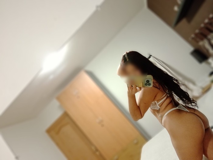 VENEZOLANA ENCANTADORA Y MUY ESPECIAL 685604716