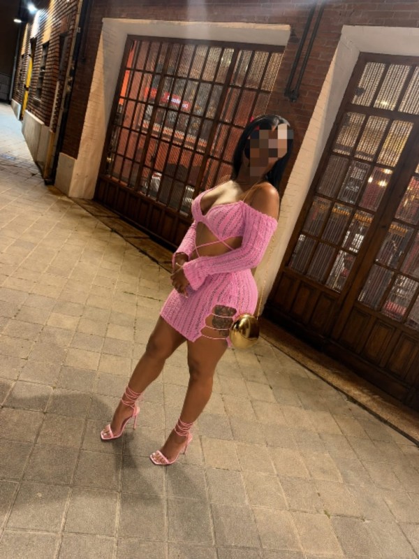 BOMBA DE SEXO FIESTERA COMPLACIENTE VELEZ MALAGA