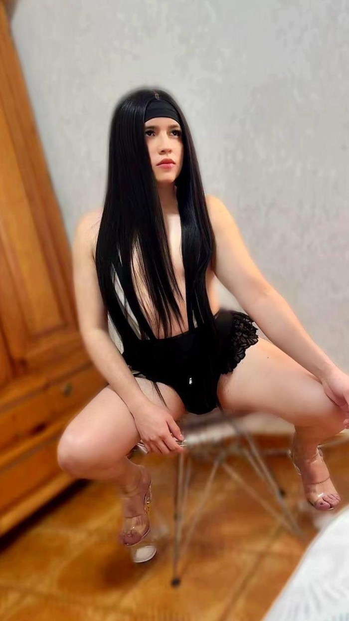 TRANS JUGUETONA ARDIENTE Y FIESTERA. PRIMERA VEZ EN CACERES
