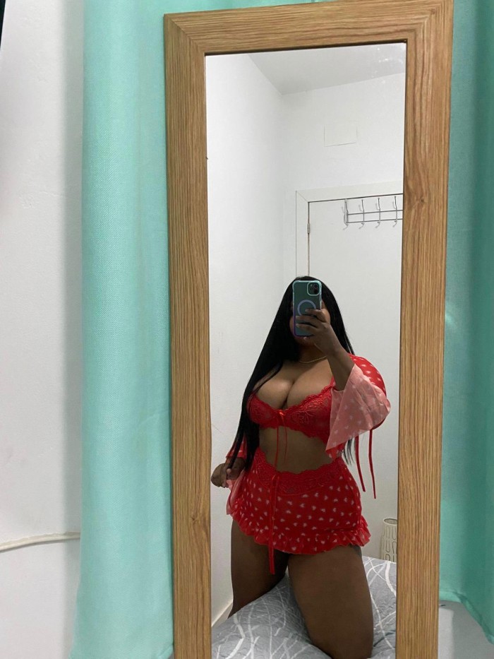 BOMBA DE SEXO COMPLACIENTE FIESTERA  EN FATIMA