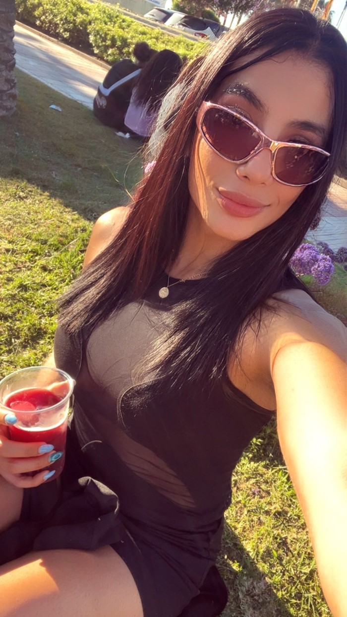 TE APETECE TRAGAR MI LECHITA Y FOLLAR MI CULO