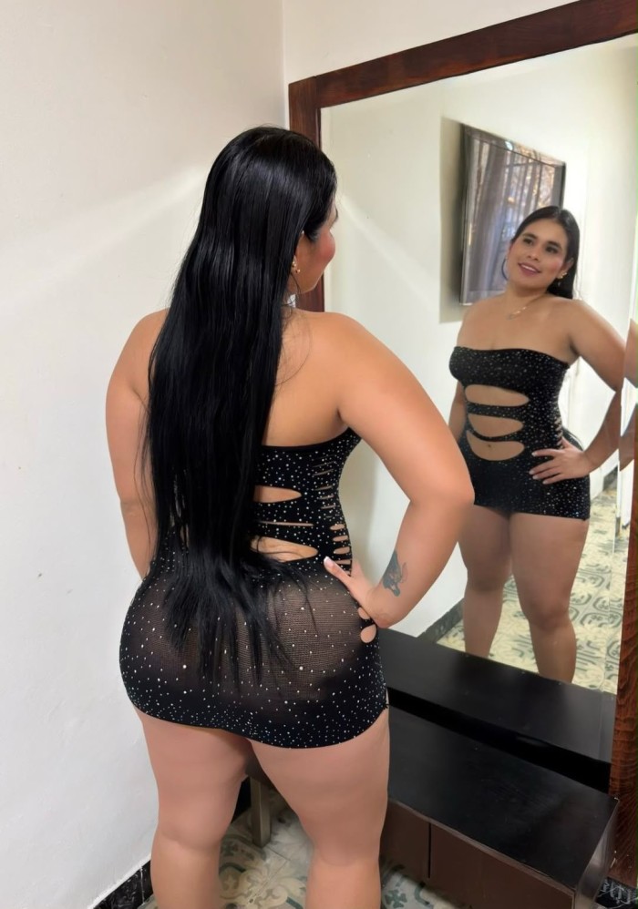 Sexy y cachonda latina con ganas de jugar, llámame