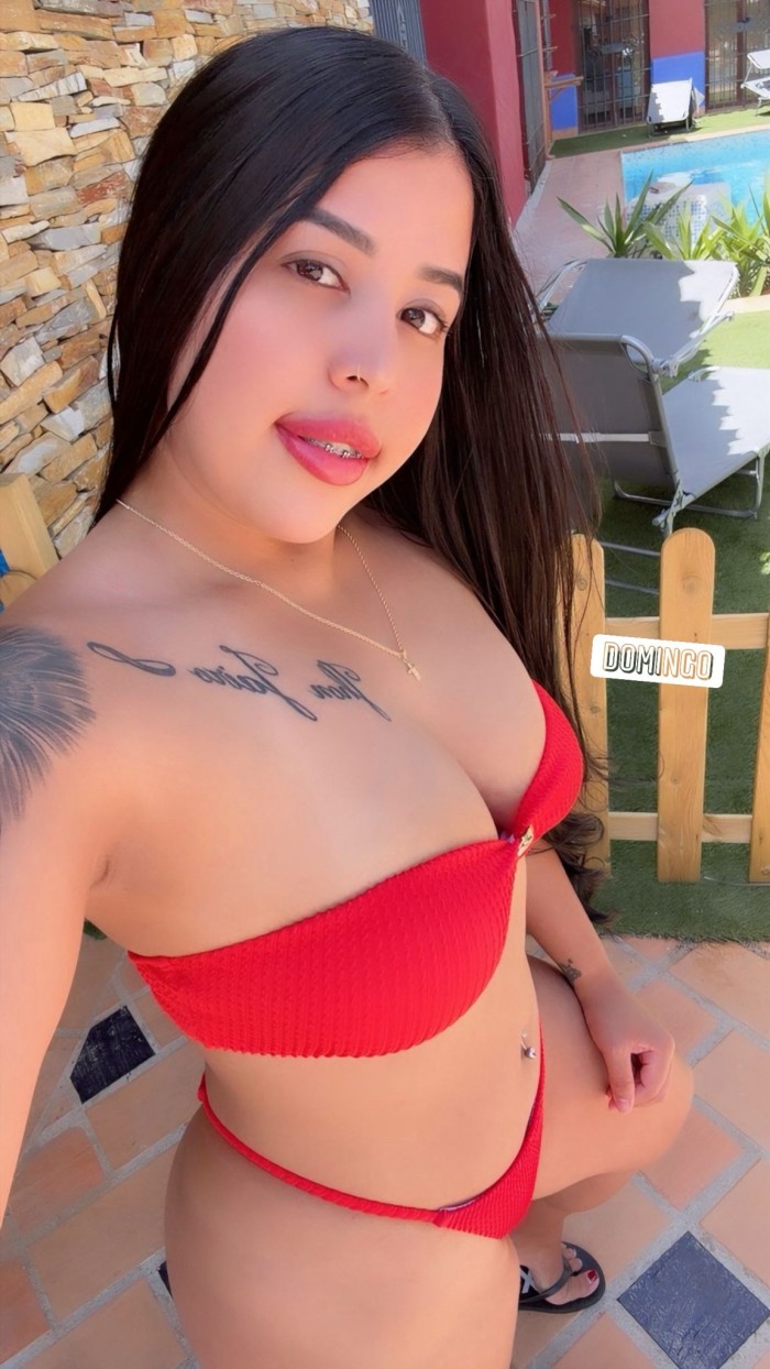 JOVEN LATINA DE GRAN BELLEZA PARA TI EN HUELVA