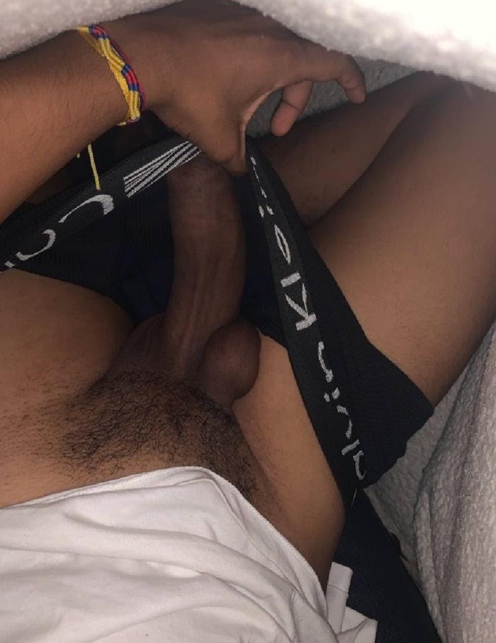 LATINO CARIÑOSO GUARRO POLLA 19CM LECHERO FIESTERO