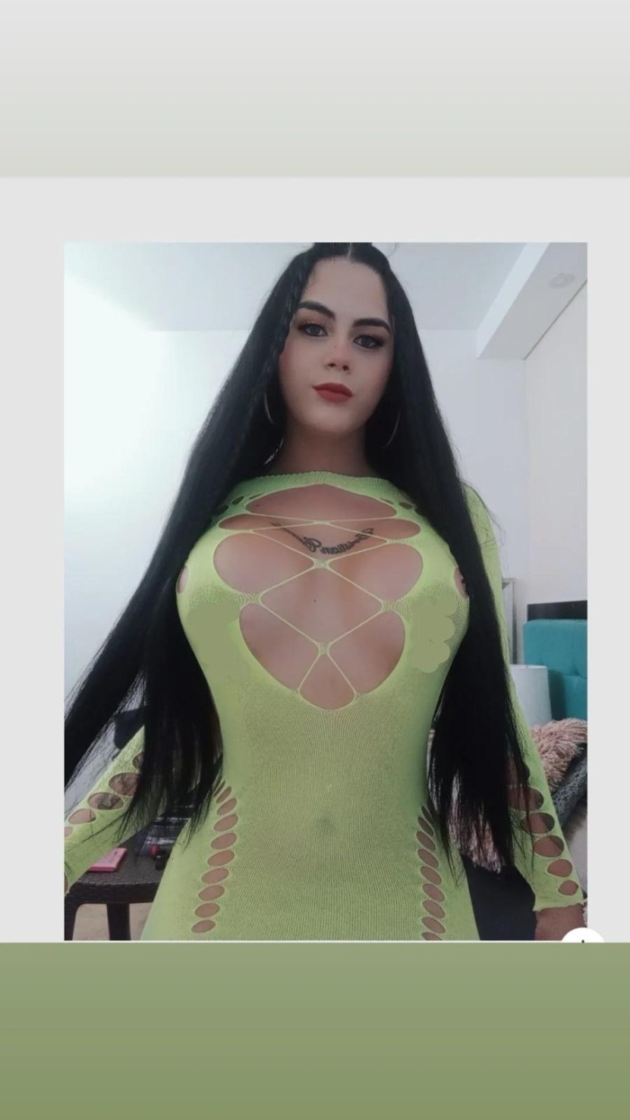 Sexo sin límites con una trans muy femenina