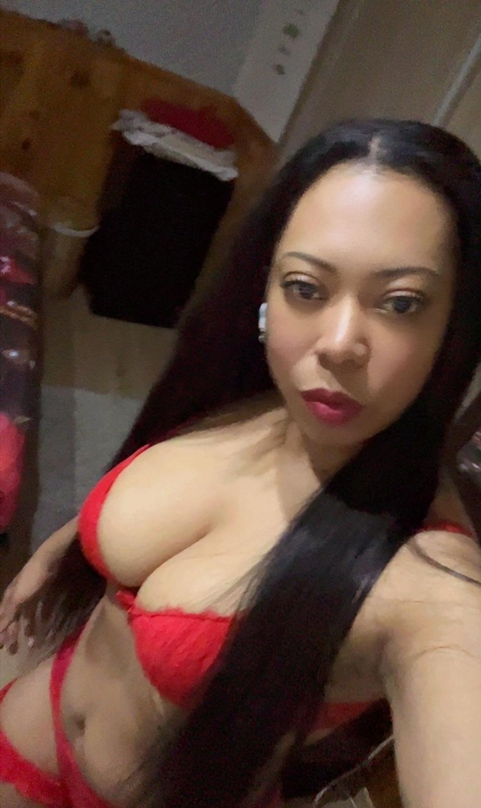 MORENAZA COLOMBIANA  ARDIENTE SENSUAL