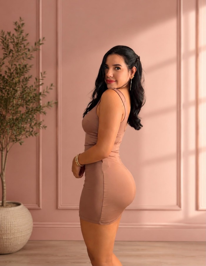 SARA EXPERTA TEEN CON CULO DE INFARTO