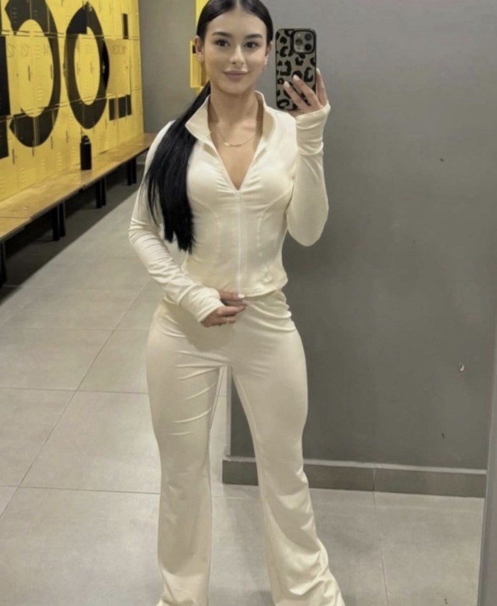 Escort de lujo jovencita por primera vez