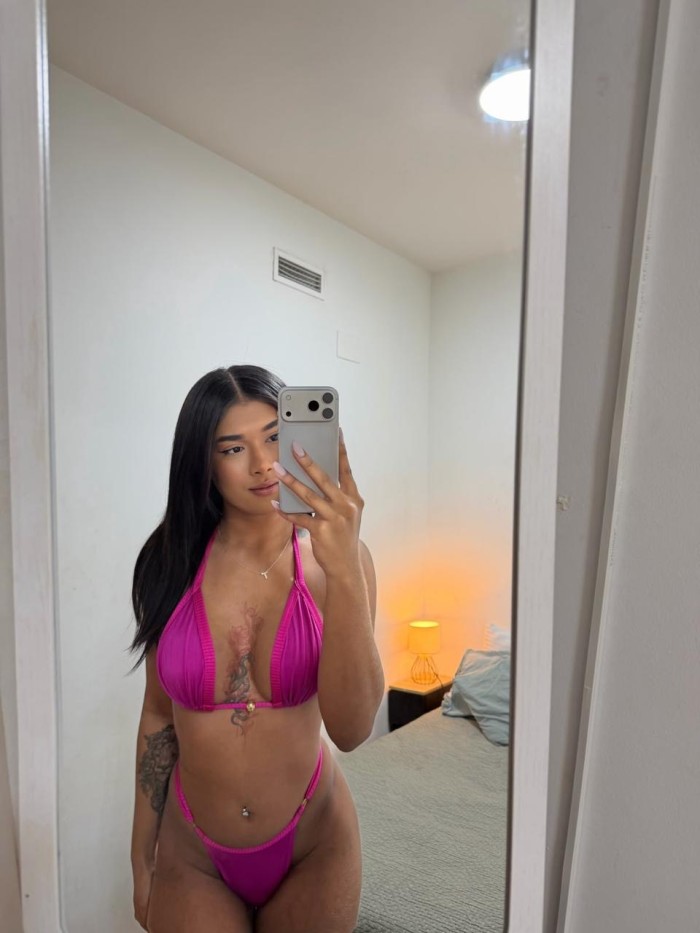 Thaisa Brasileña primera vez en la ciudad alicante