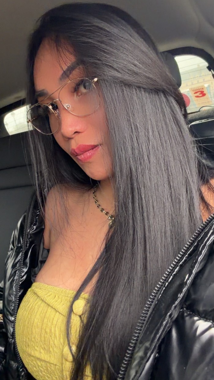 LATINA TRANS MUY CACHONDA EN VECINDARIO