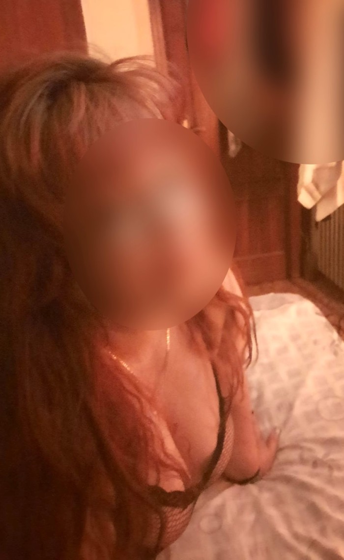 NOVEDAD XIOMARA MADURITA FIESTERA MORBOSA DISCRETA TRIOS EN PONFERRADA