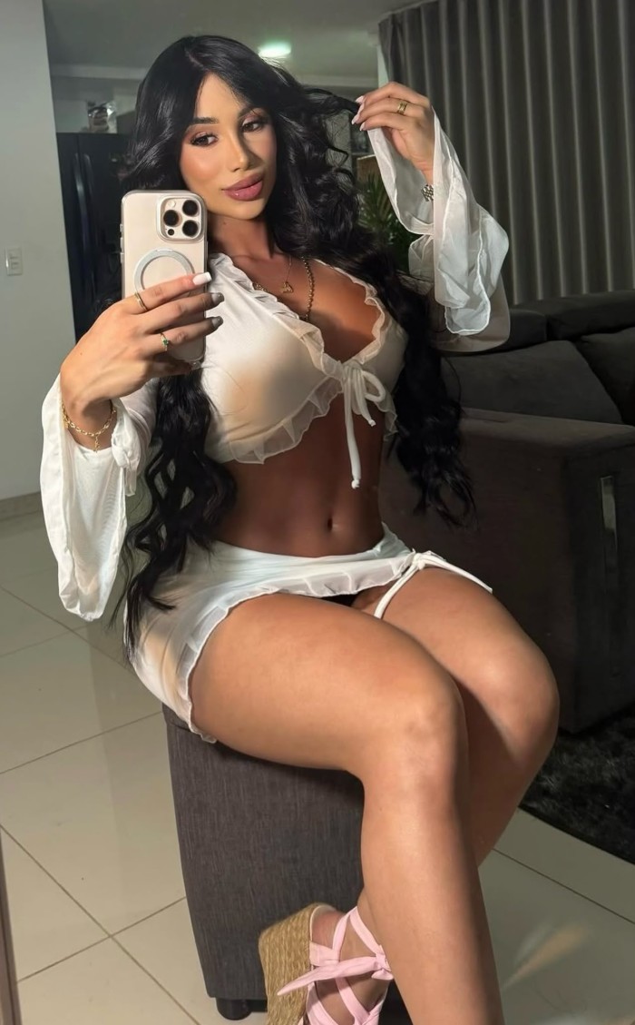 BOMBA DE SEXO FIESTA A TOPE TRANS POLLONA CACHONDA