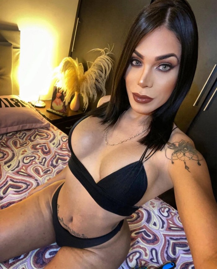 ARDIENTE CUMPLIRE TODOS TUS DESEOS
