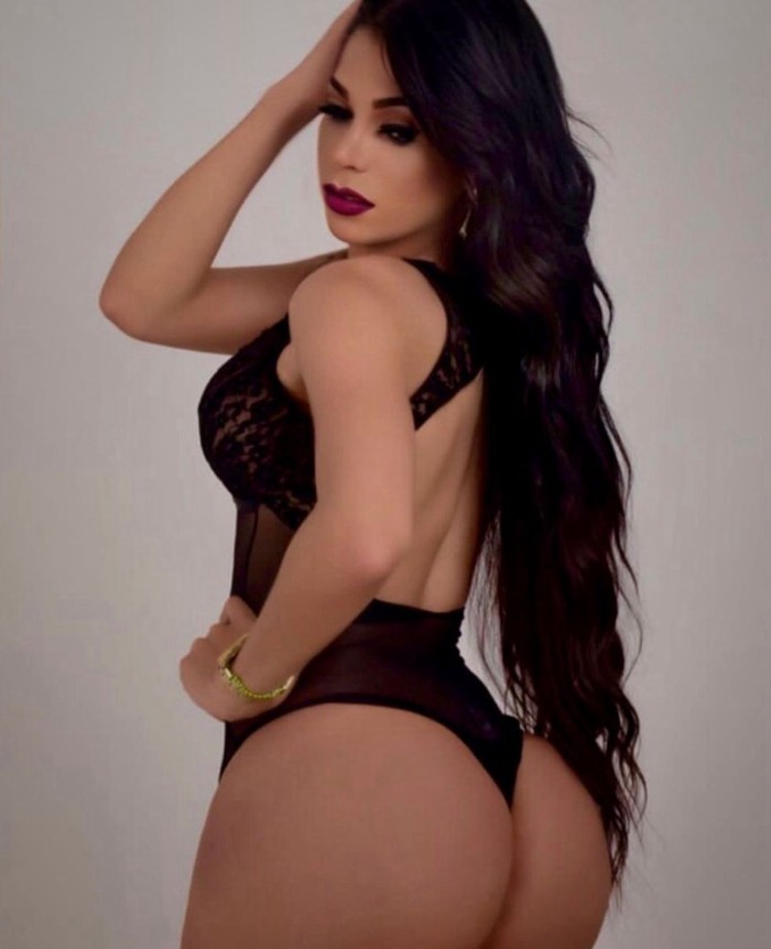 ARDIENTE CUMPLIRE TODOS TUS DESEOS