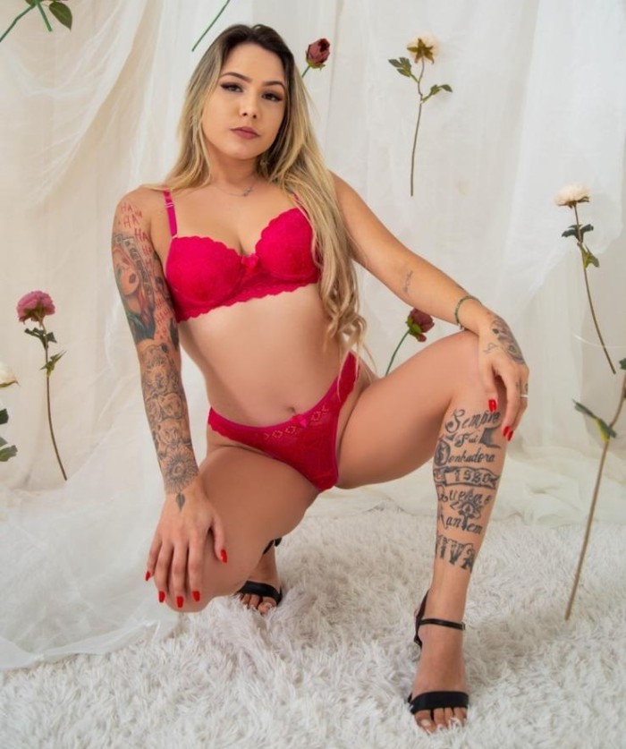 VICTORIA ESCORT BRASILEÑA DISPUESTA AL PLACER