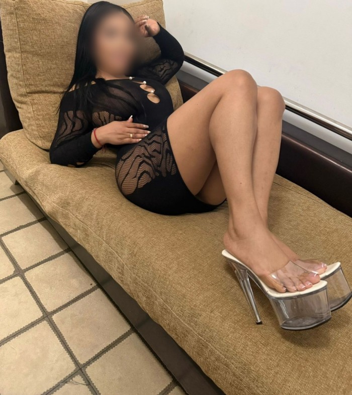 HERMOSA JOVENCITA NOVEDAD HAZ QUE CADA ENCUENTRO SEA ÚNICO ATREVETE