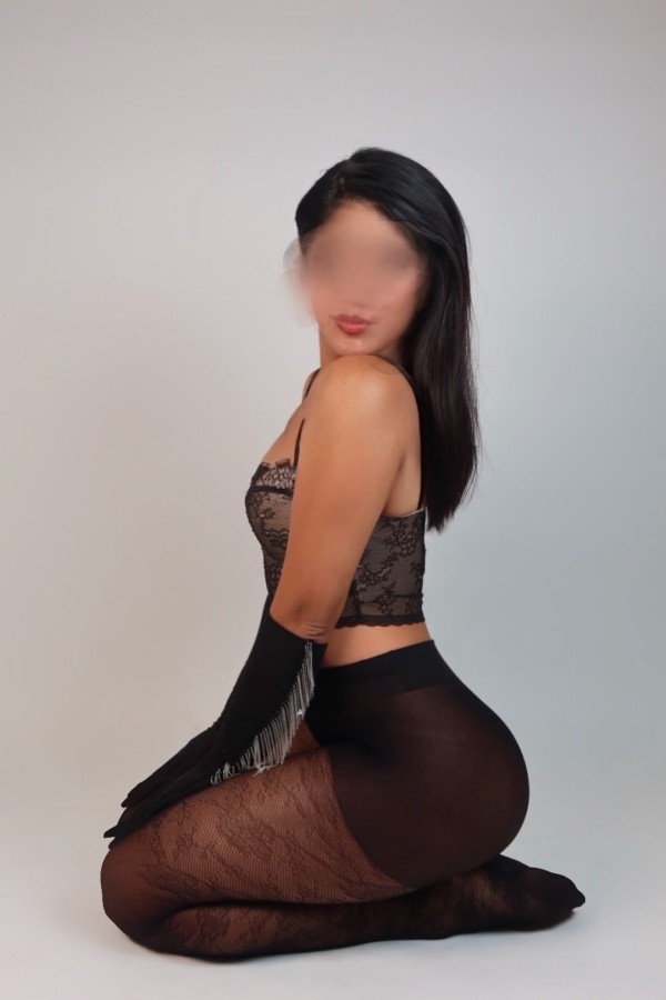 COLOMBIANA ARDIENTE SEDUCTORA
