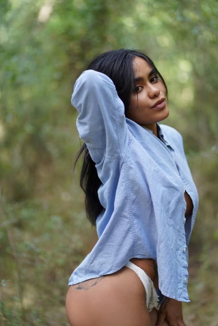 COMPLACIENTE TODA UNA DULCE TENTACIÓN