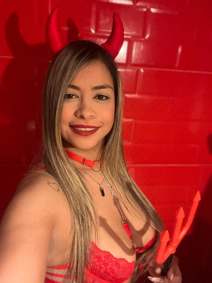 EN IBIZA SEXO FIESTA A TOPE LUJURIA ARDIENTE