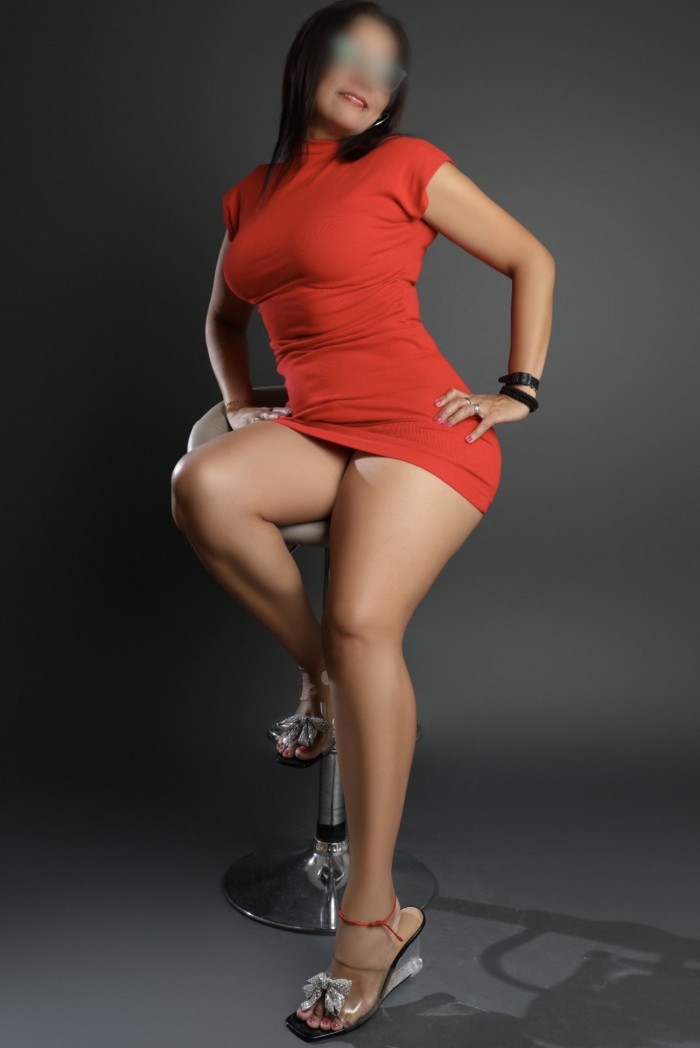 Peruana ardiente muy cachonda – Solo Salidas