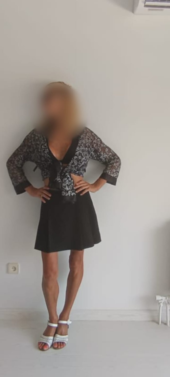 PATRI ESPAÑOLA !! MADURITA MASAJISTA DISCRETA MANOS DE SEDA EN POZUELO