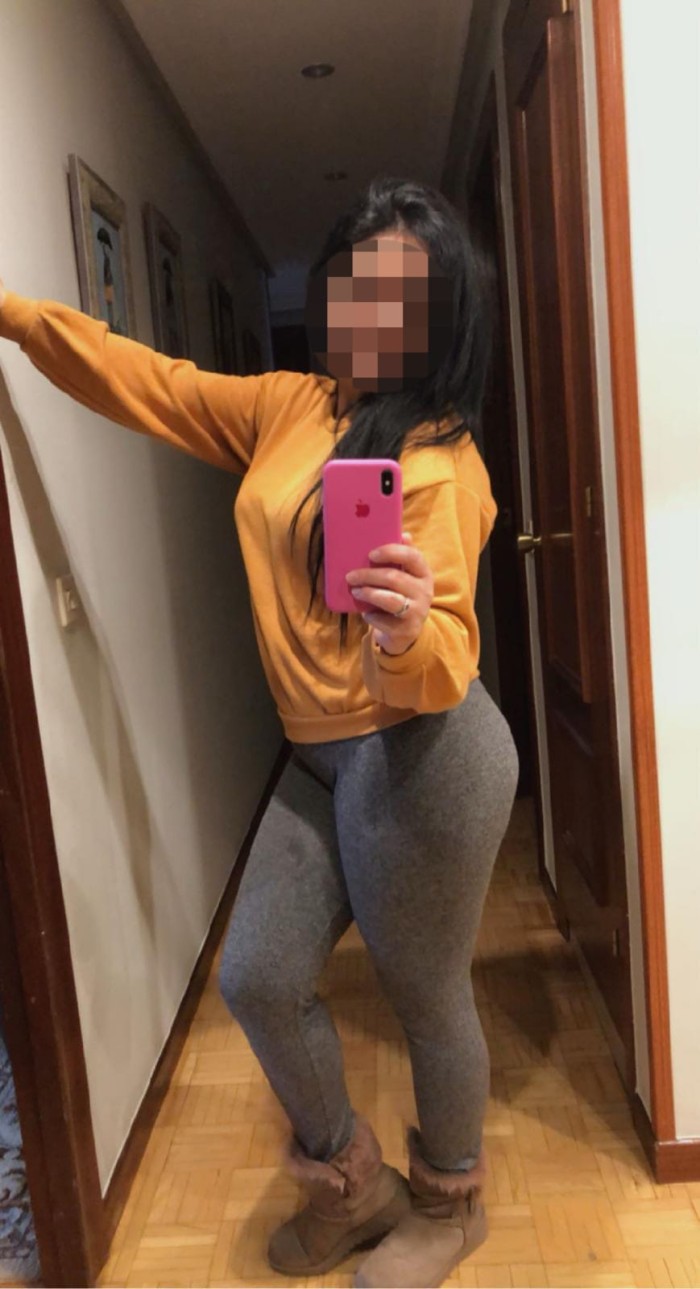 ELICIA Y JUGUETONA COLOMBIANA, 745071520
