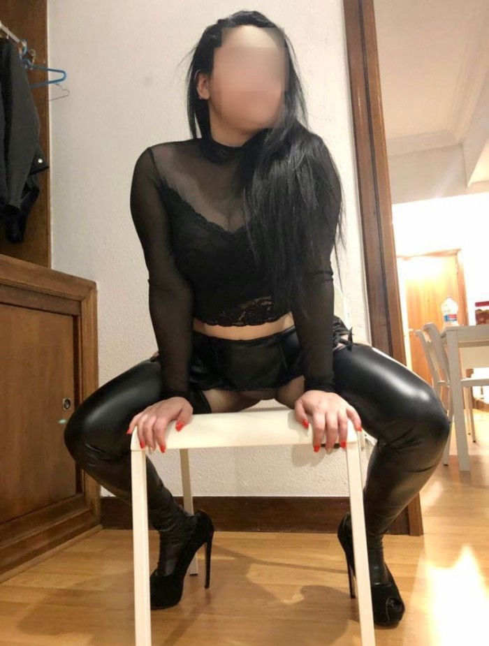 ELICIA Y JUGUETONA COLOMBIANA, 745071520