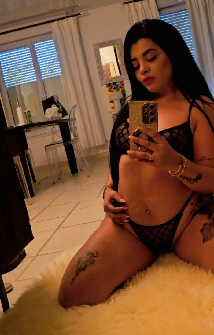 DIOSA DEL SEXO MULTIORGASMICA ESPERANDOTE MOJADITA