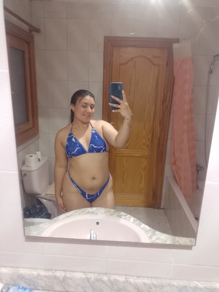 Joven candente complaciente cariñosa