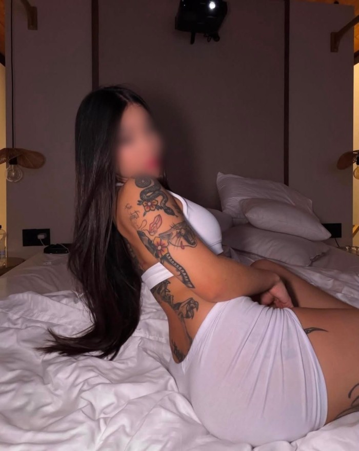 DELICIOSA REINA DEL SEXO MUY MOJADITA Y JUGOSA VIP