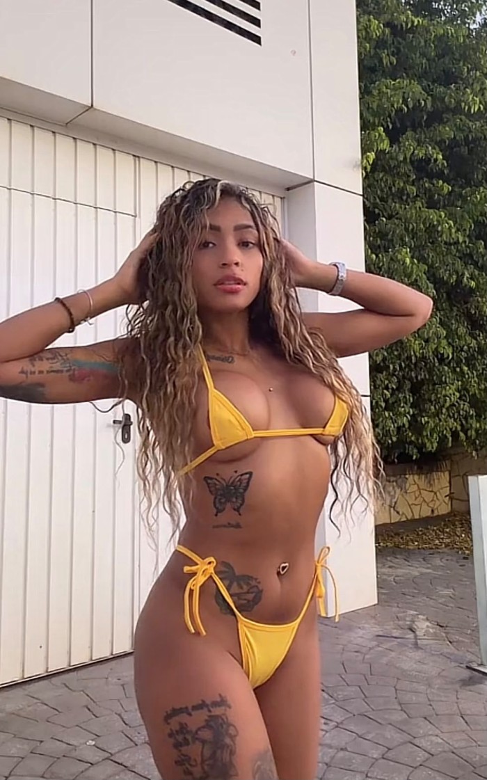602538202 Dayan reina de tus travesuras