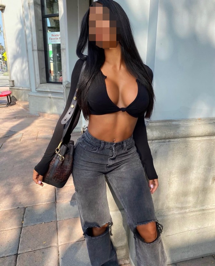 jOVEN COLOMBIANA HIGH ESCORT LUJO A TU ALCANCE
