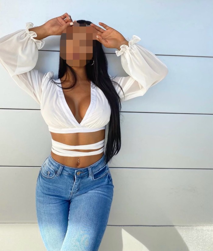 jOVEN COLOMBIANA HIGH ESCORT LUJO A TU ALCANCE