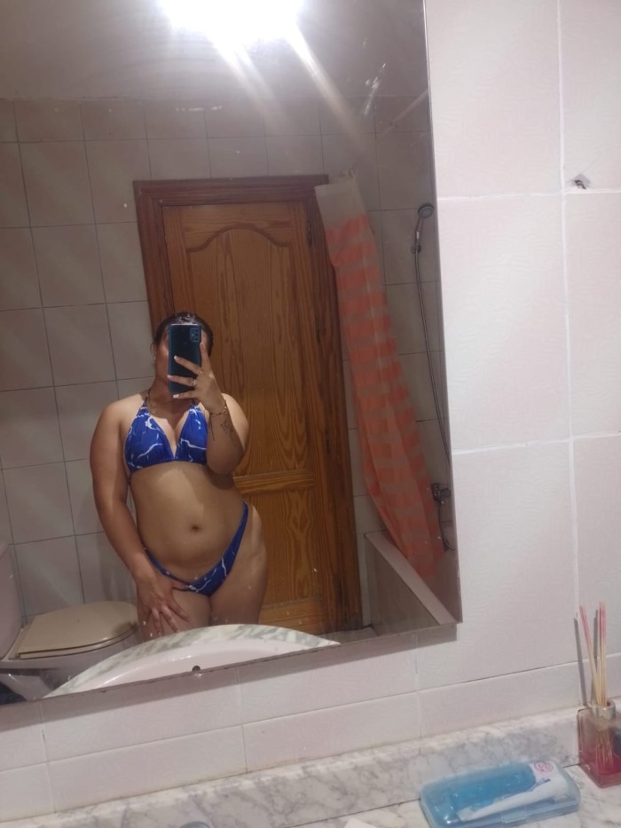 Amiguitas cachondas cariñosas complacientes