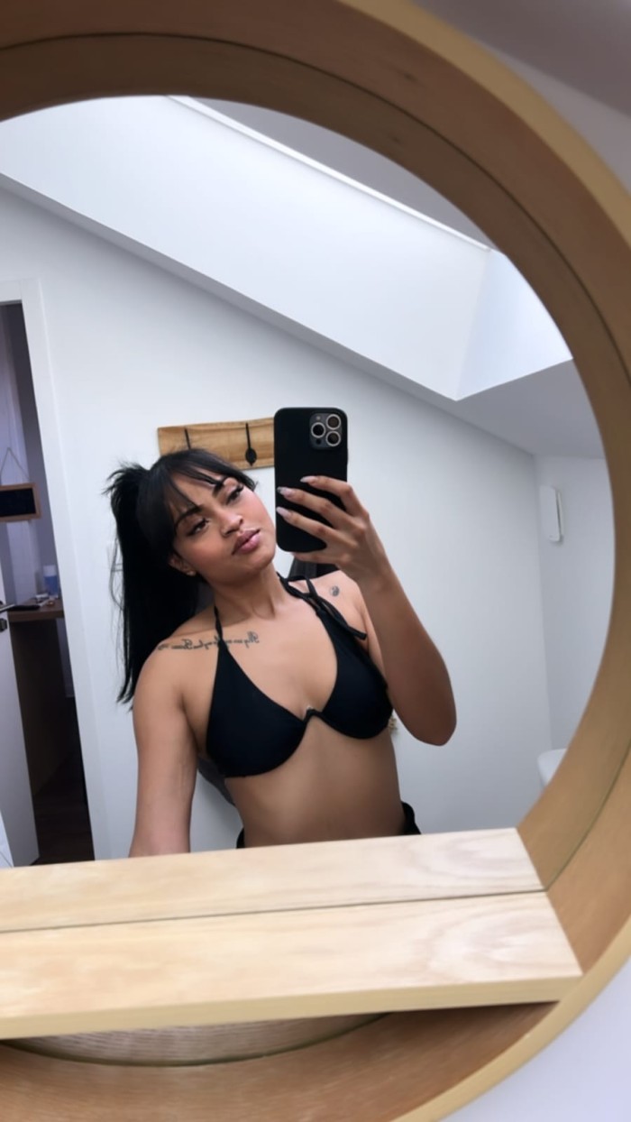 TE CUMPLO TUS FANTASIAS, FIESTERA Y GUARRA
